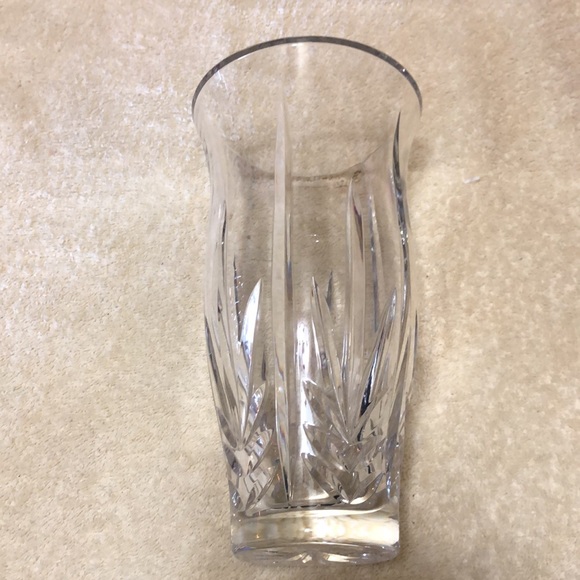 Irish Rose Cut Crystal Vase Czech 24% Lead Leaf Design Original Sticker 8” - Picture 4 of 6